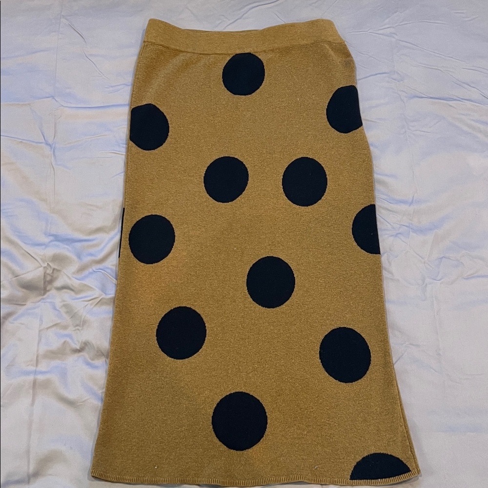 Who What Wear Golden Brown and Black Polka Dot Knit Skirt